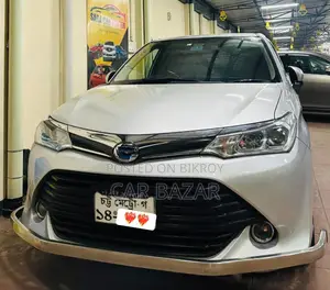 টয়োটা ফিল্ডার জি প্যাকেজ হাইব্রিড ২০১৭