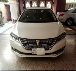 টয়োটা প্রিমিও ২০১৬ পার্ল