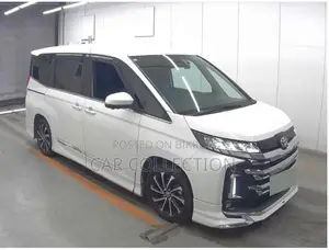 Toyota Noah SZ 2023
