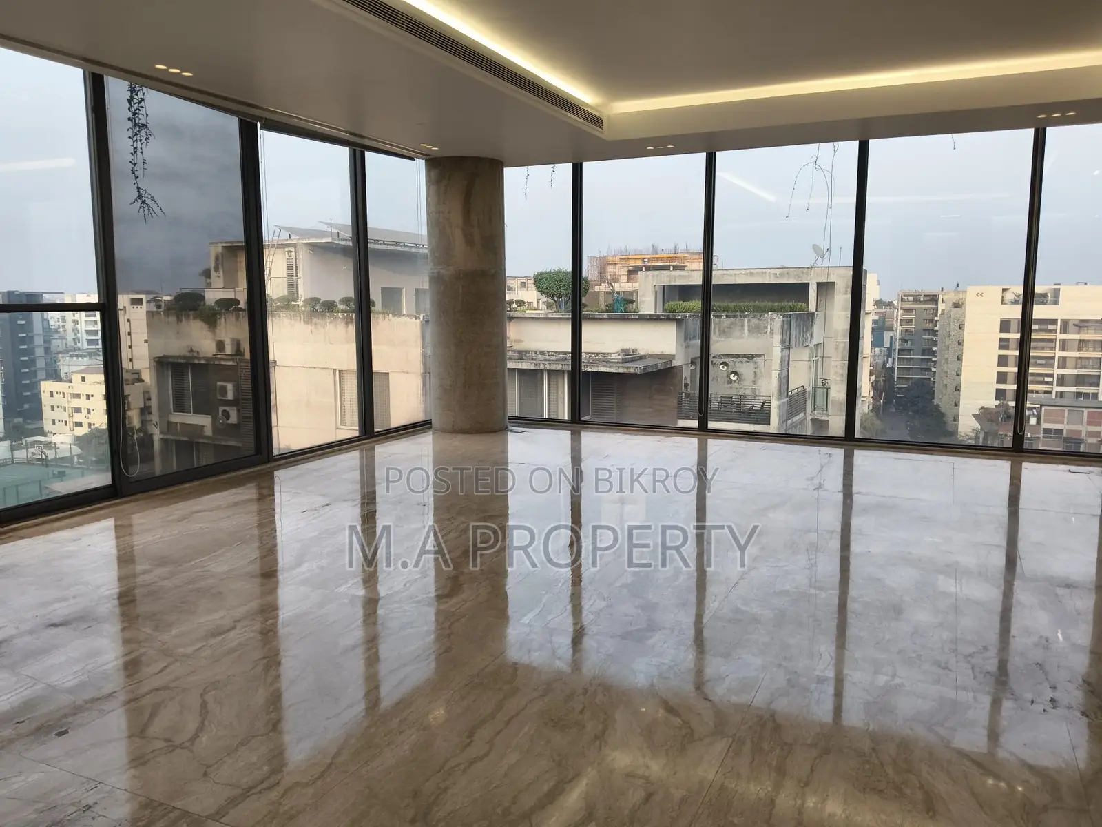 New Apartment Rent 4-Bedroom 6700sqft 2-Carpark