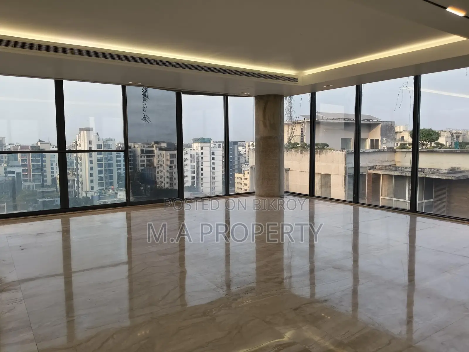New Apartment Rent 4-Bedroom 6700sqft 2-Carpark