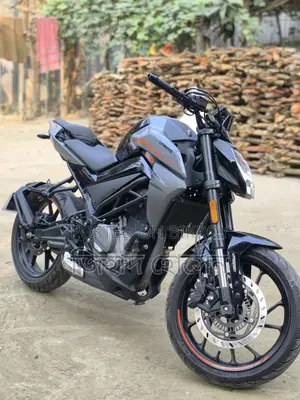 CFMoto NK300 2025