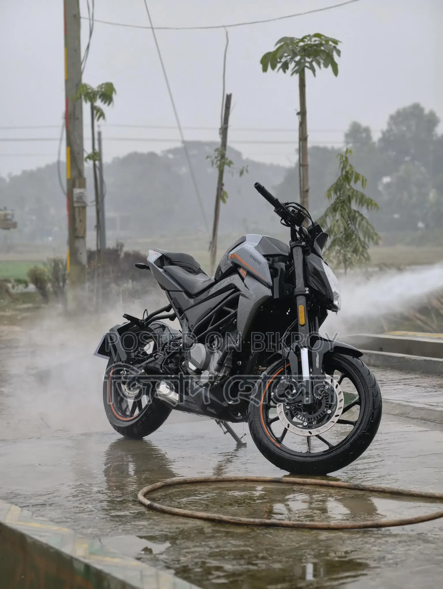 CFMoto NK300 2025