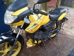 TVS APACHE RTR 150 . 2011