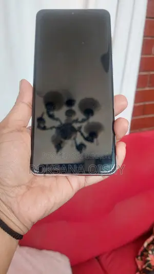 Samsung Galaxy S21 (Used)