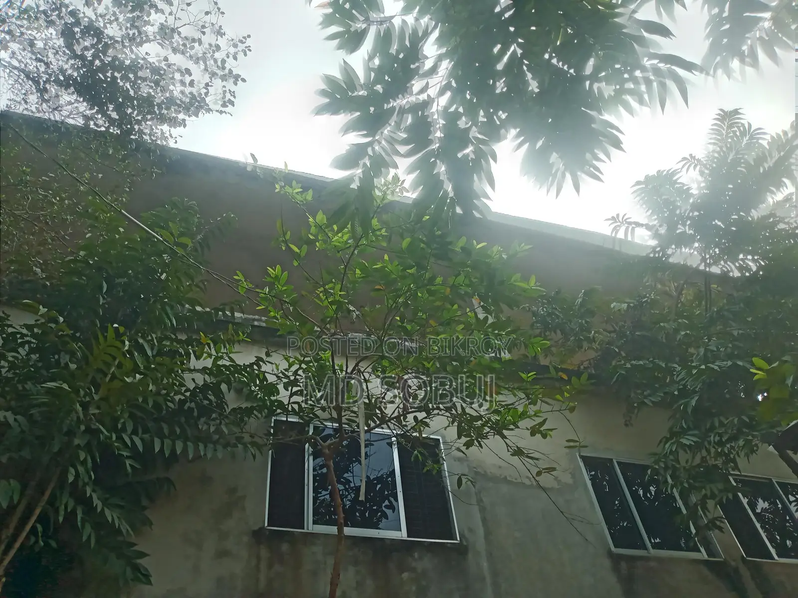 10 তলা ফাউন্ডেশন এর। 4 complete। প্রতি টা ফ্লর 24 শ ইস্কয়ার ফিট।