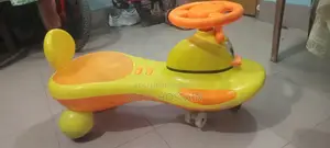 রানিং গাড়ি দেখতে নতুনের মত