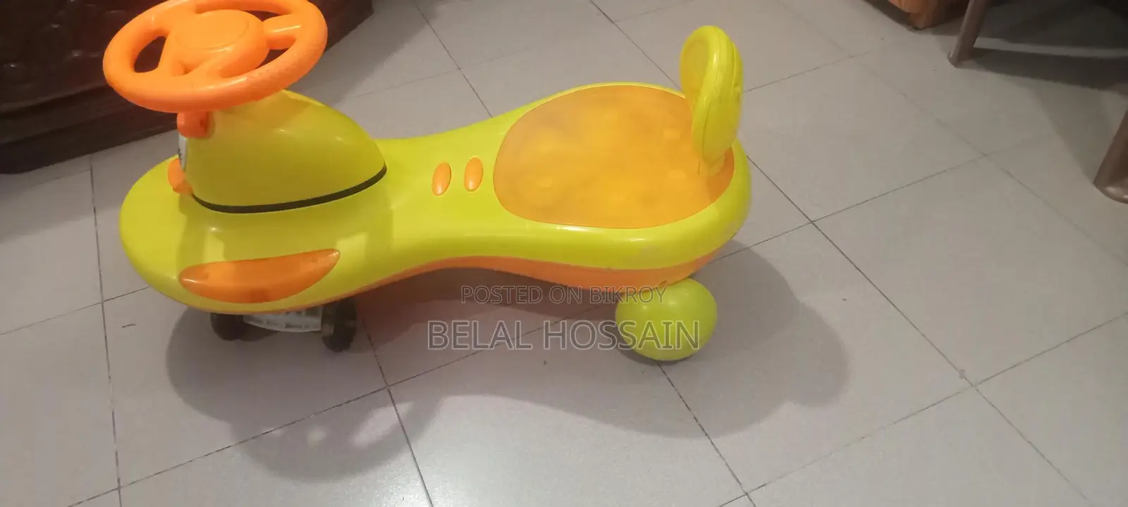 রানিং গাড়ি দেখতে নতুনের মত