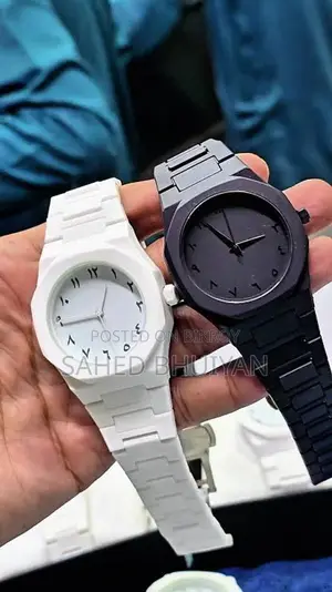 অ্যানালগ ঘড়ি বিক্রির জন্য