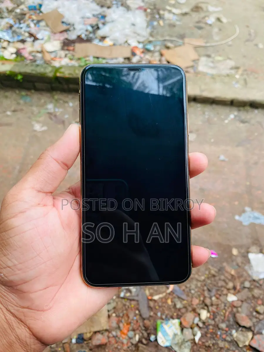 Apple iPhone 11 Pro Max (Used)