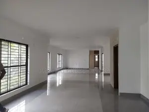 গুলশান ২ এ অফিস স্পেস ভাড়ার জন্য