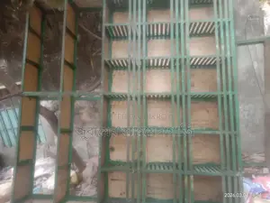 মুদি দোকানের রেক