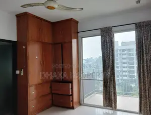 বারিধারা ডিপ্লোম্যাটিক জোনে ৩ বেডের চমৎকার অ্যাপার্টমেন্ট ভাড়া