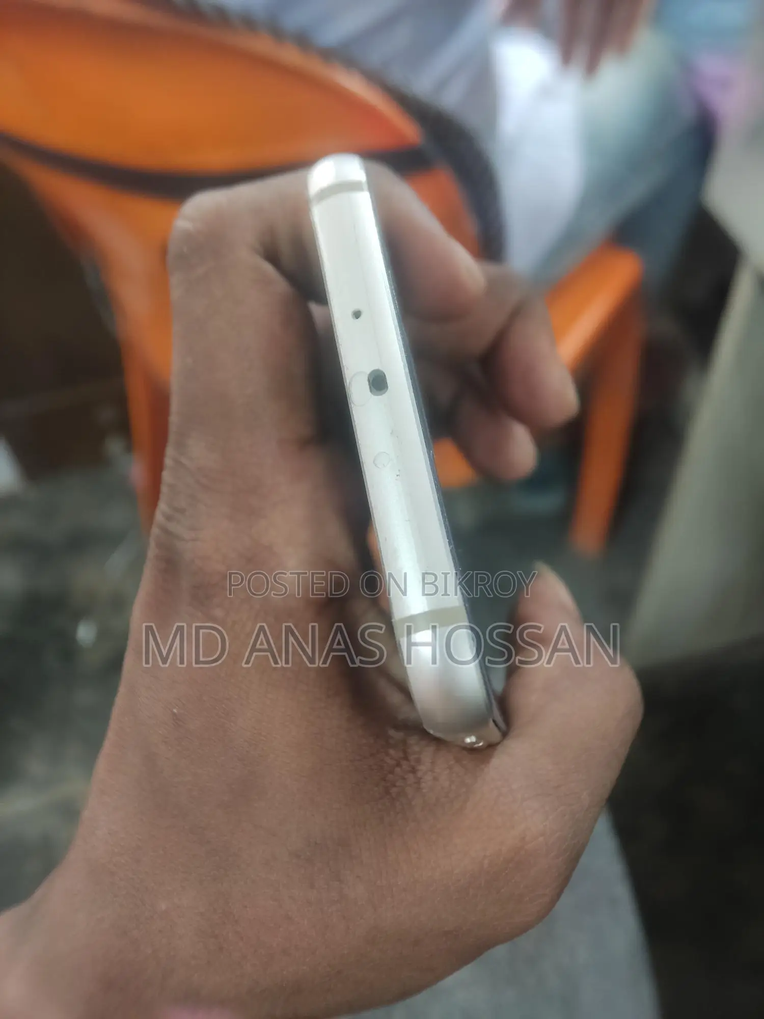 Samsung Galaxy S6 . (Used)