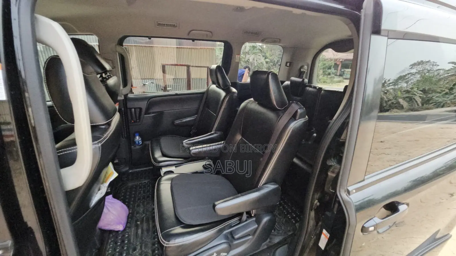 Toyota Noah X package 2016
