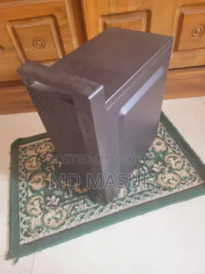 মনিটরসহ পিসি