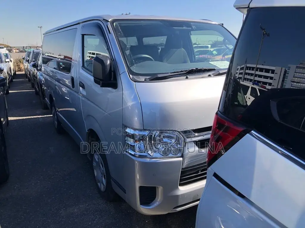 Toyota Hiace Dx GL 5 Door 2021