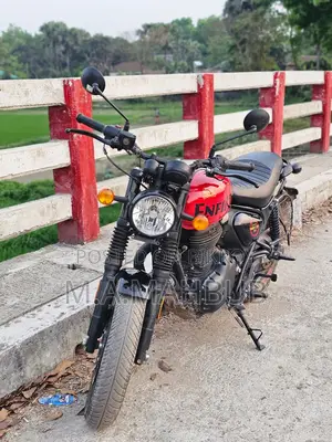 Royal Enfield Hunter 350 . 2025