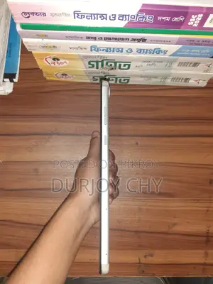Walton Walpad 8g. ব্যাবহৃত। দেখে নিতে পারেন। দাম:৩৯৯৯৳ মাএ