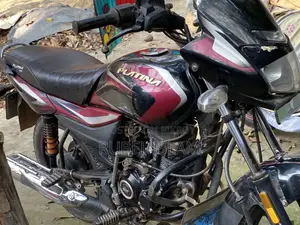 Bajaj Platina 110 . 2022