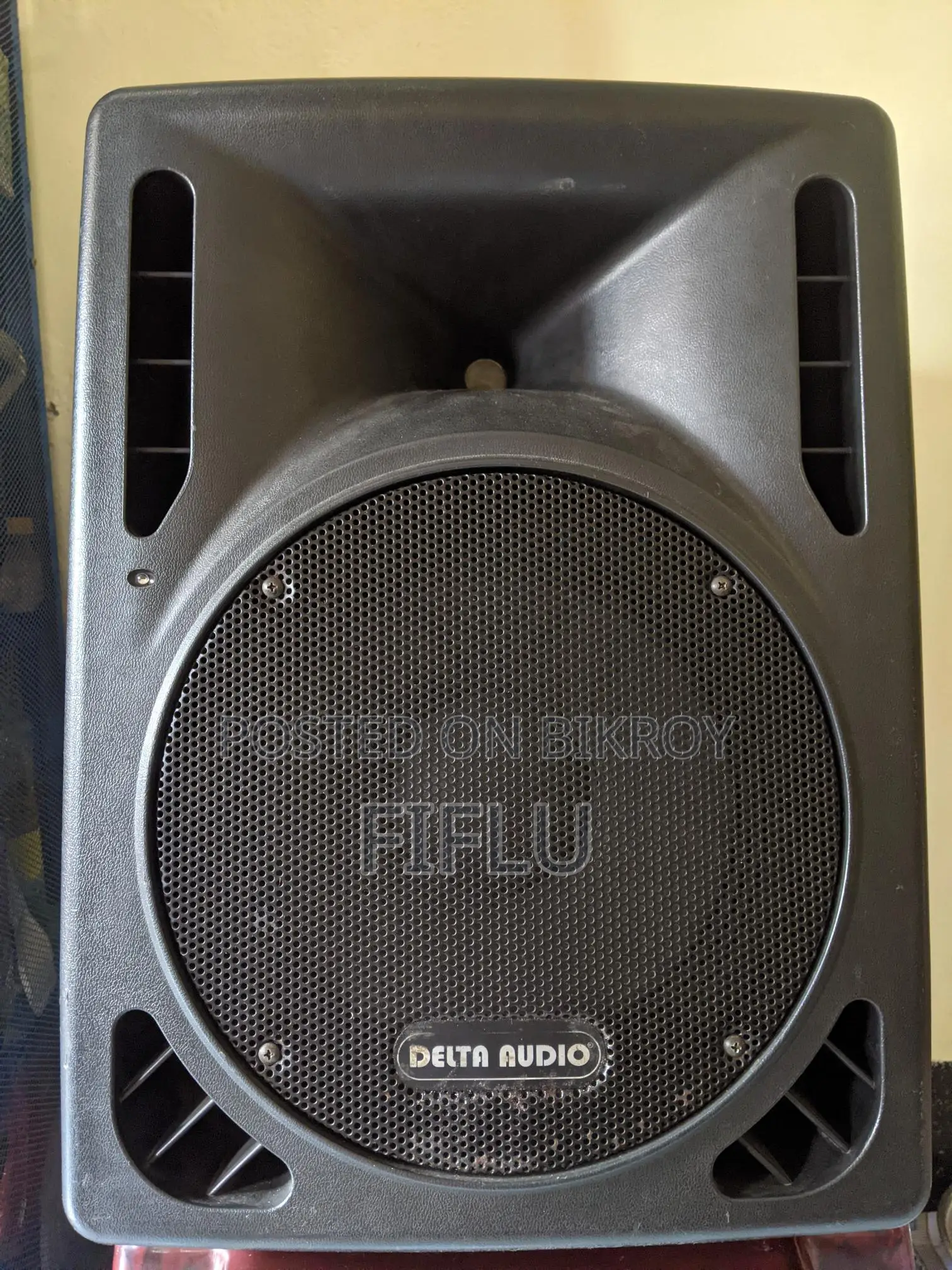 Delta Audio Mirage 12a.300 Watt Professional Speaker System