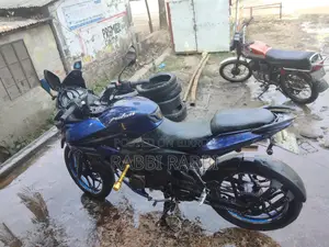 Bajaj Pulsar AS . 2016