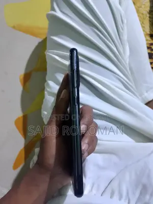 Samsung Galaxy A72 (Used)