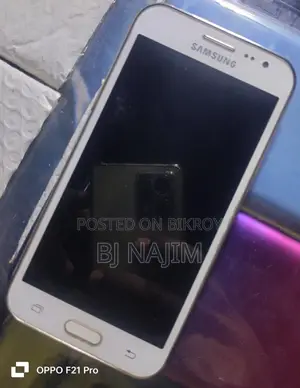 Samsung Galaxy J2 . (Used)