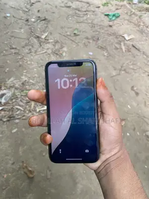 Apple iPhone 11 64gb (Used)