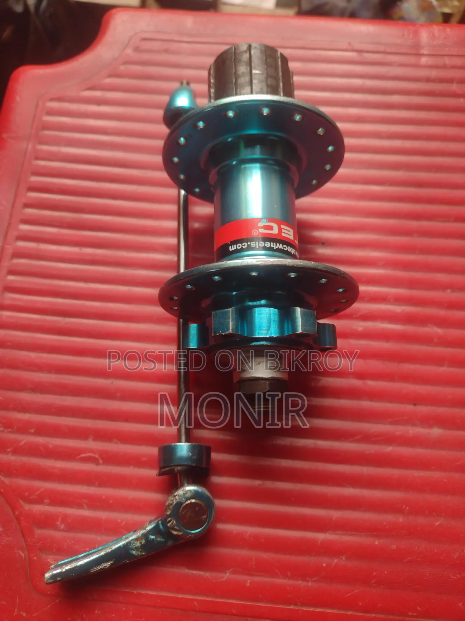 Novatec D142SBT Hub for Sale
