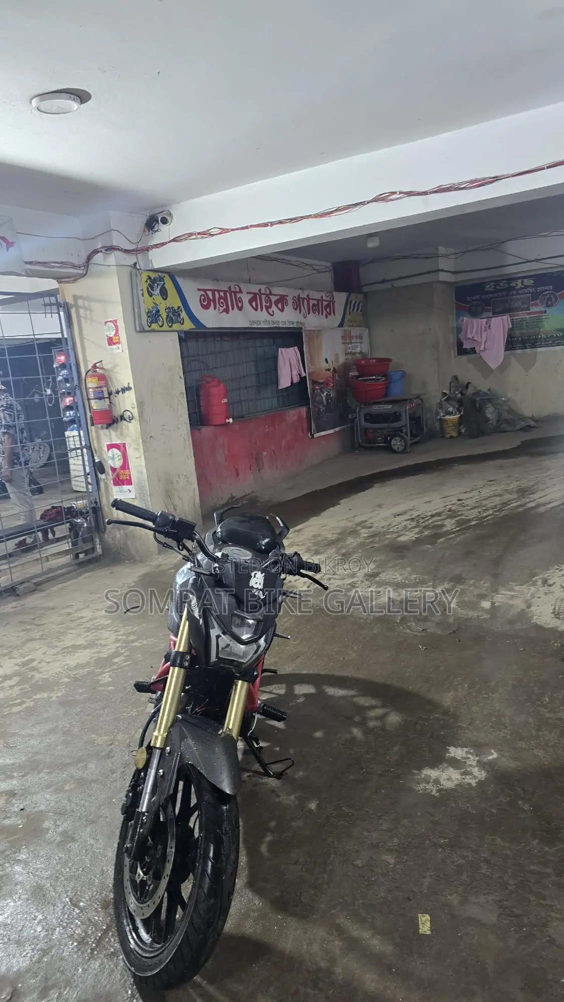 Runner Bolt Super Fresh Condition 2018