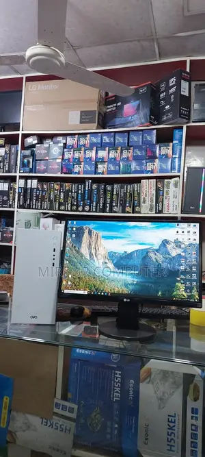 Desktop CORE i5 6th Gen + 22" DELL LED + 256GB SSD + 8GB DDR4 RAM