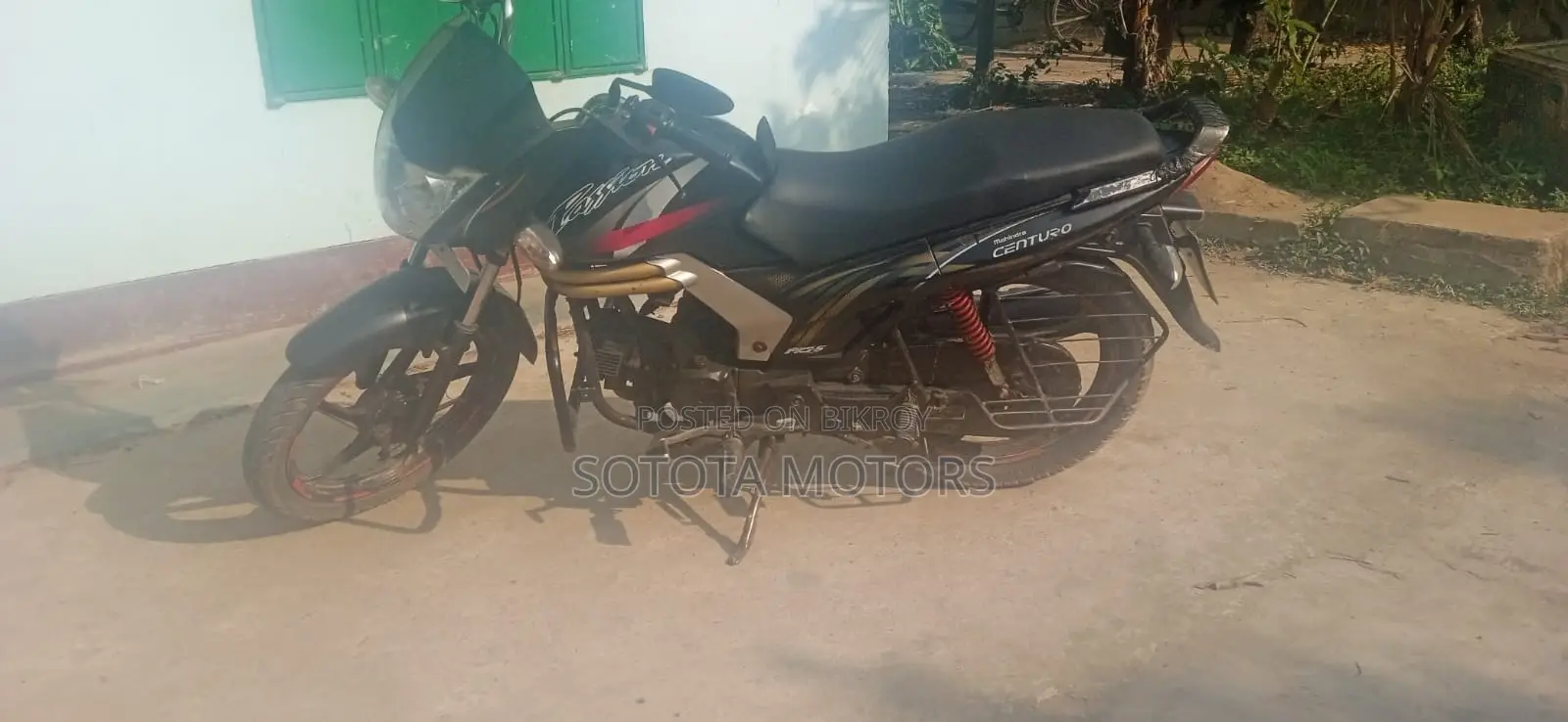 Mahindra Centuro Alok 2019