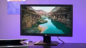 Desktop Core i7 + 20" HP LED, 16GB RAM, 256GB SSD