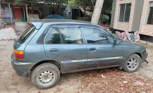 Toyota Starlet . 1992