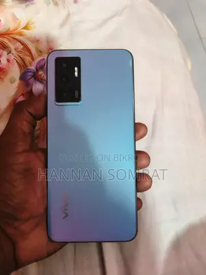 Vivo V23e . (Used)