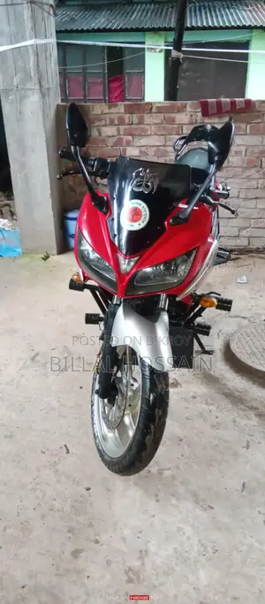 Yamaha Fazer . 2013