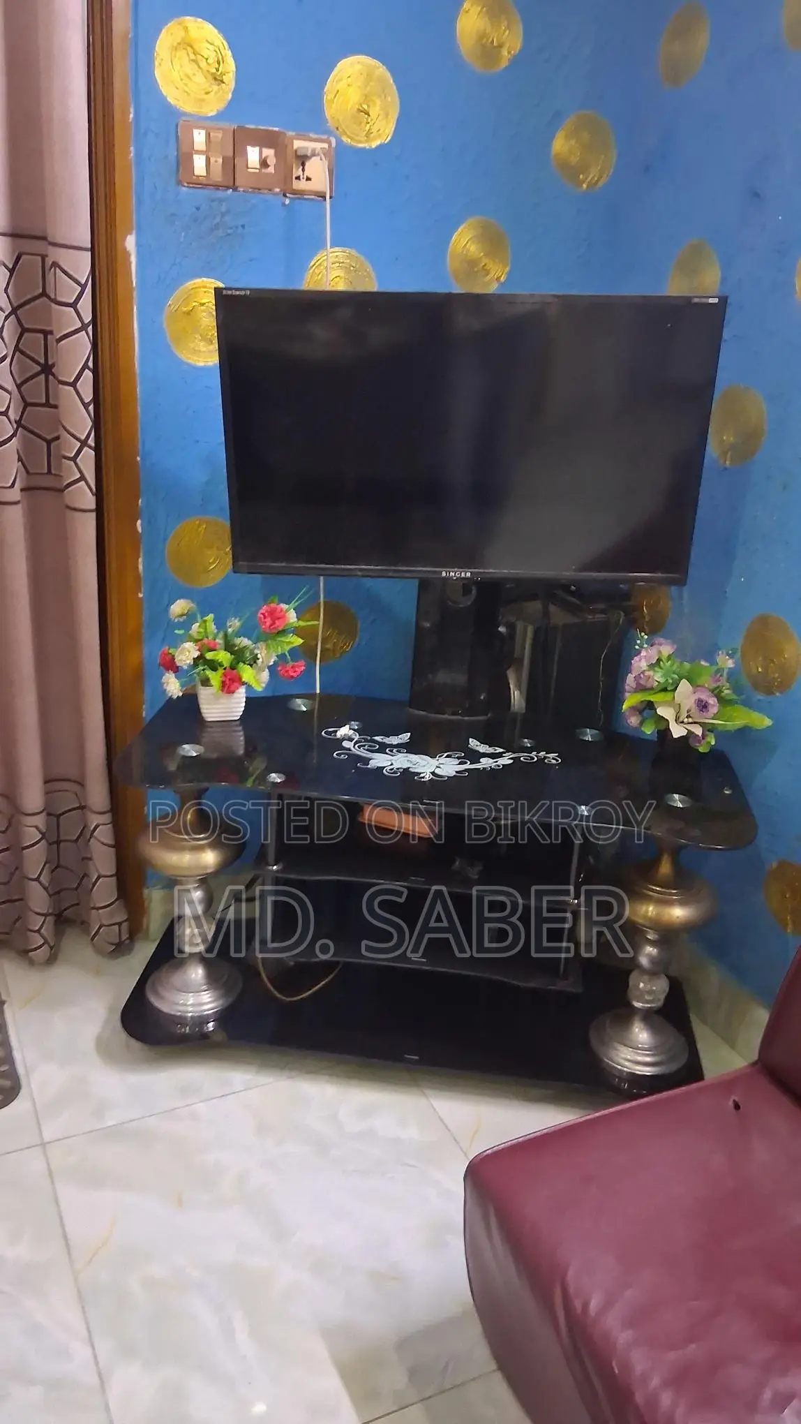টিভি স্ট্যান্ড বিক্রি করা হবে