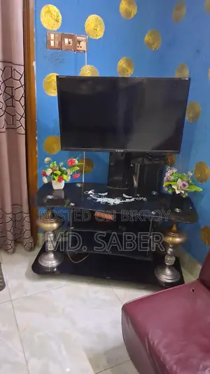 টিভি স্ট্যান্ড বিক্রি করা হবে