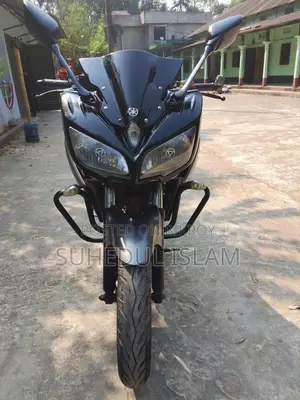 Yamaha Fazer v1 2016