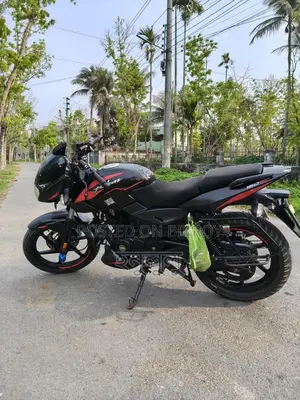 Bajaj Pulsar 150 . 2023