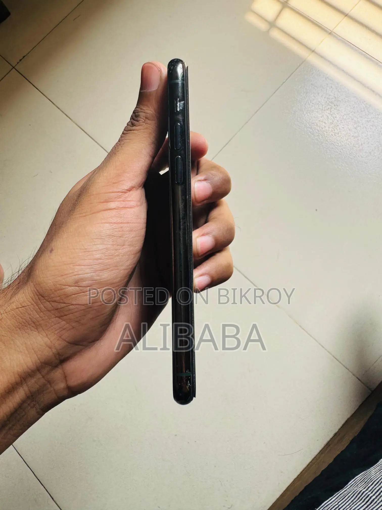 অ্যাপল আইফোন ১১ প্রো (ব্যবহৃত)