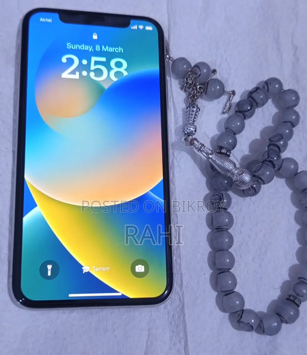 Apple iPhone X (Used)