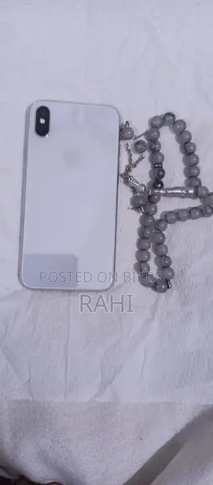 Apple iPhone X (Used)
