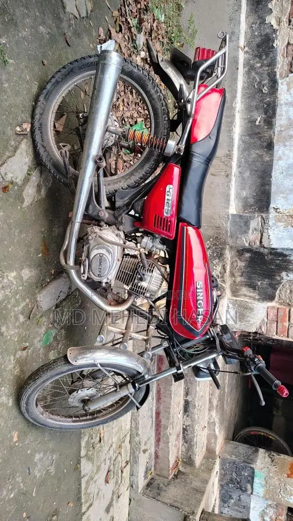 Singer SM125 2002