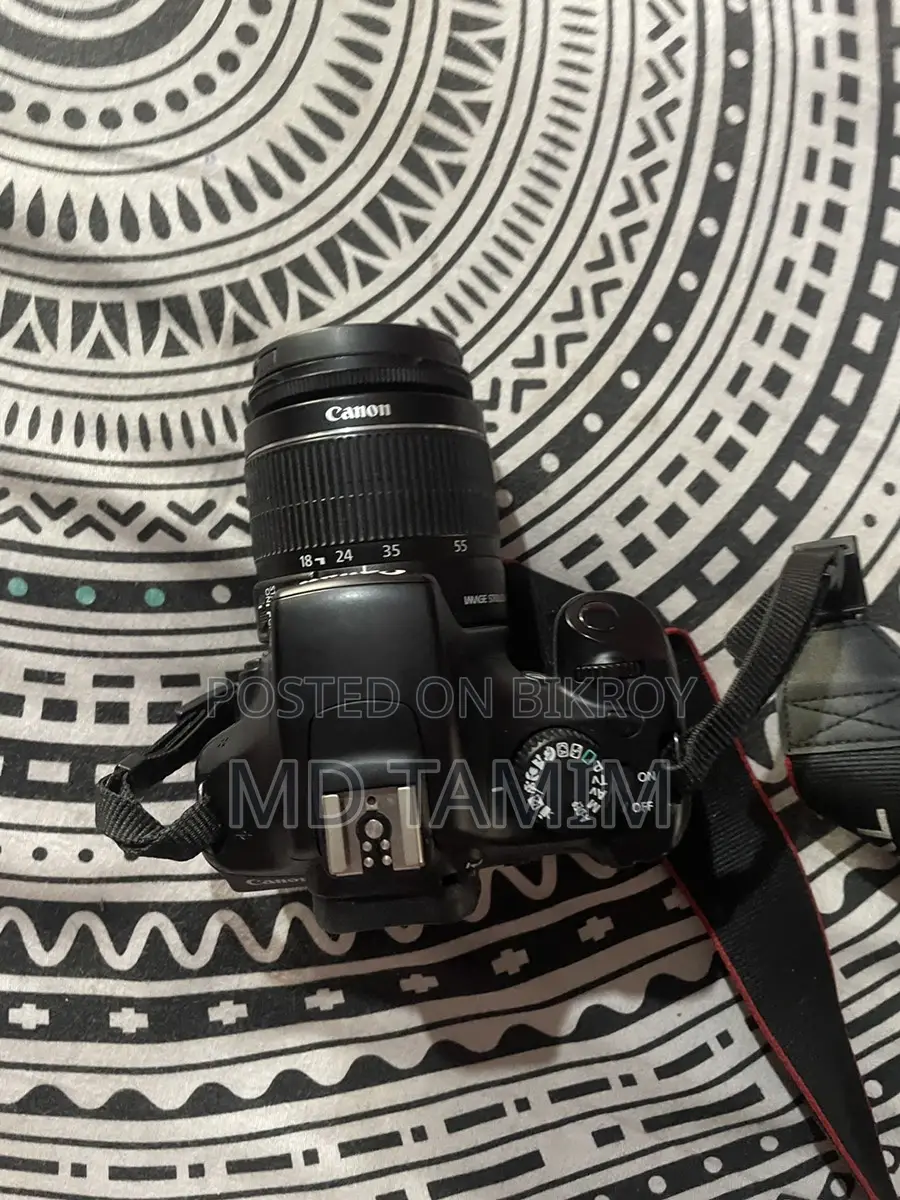 DSLR Camera