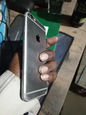 Apple iPhone 6 . (Used)