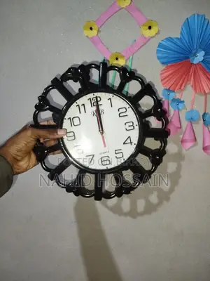 প্রিমিয়াম কোয়ালিটি ঘড়ি