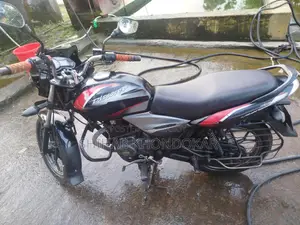 Bajaj Discover 125 . 2019