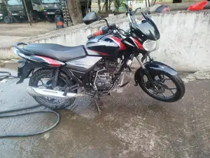 Bajaj Discover 125 . 2019
